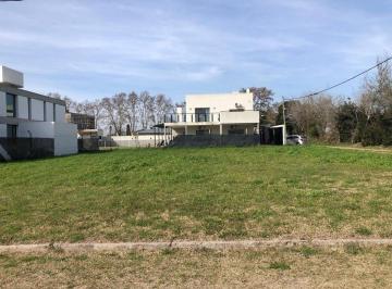 Terreno · 678m² · Lote en Venta Barrio Don Guido, Hernández