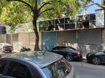 Local comercial · 550m² · Local en Flores