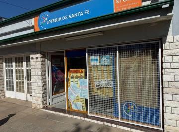 Casa · 70m² · 4 Ambientes · 1 Cochera · Venta Casa Dos Dorm. Zona Centro