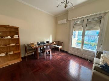 Departamento de 3 ambientes, Palermo · Departamento 3 Ambientes Al Frente con Balcon Corrido