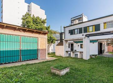 Casa · 241m² · 5 Ambientes · Casa en Venta La Plata 4 Dorm. con Local