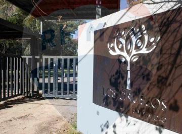 Terreno · 701m² · Lote en Venta en Arturo Seguí Barrio Los Ciruelos