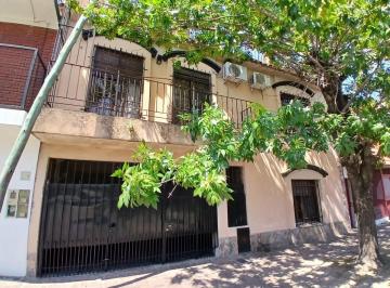 PH · 233m² · 5 Ambientes · 2 Cocheras · Casa PH 5 Ambientes Venta, Bernal Oeste Garage