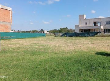 Terreno · 651m² · Venta Lote Village Plaza Financia