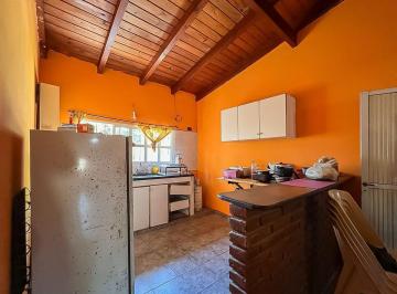 Casa · 108m² · 4 Ambientes · 2 Cocheras · Venta Casa Dos Dorm. y con Duplex Atras