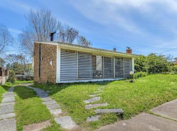 Casa · 160m² · 3 Ambientes · Venta Dos Dorm. en Piriápolis