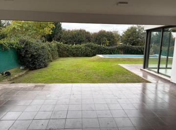 Casa de 10 ambientes, Córdoba · Alquilo Casa Tejas 3