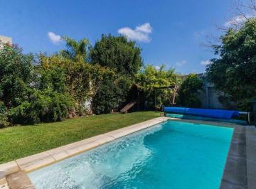 Casa · 110m² · 5 Ambientes · Venta Casa 3 Dorm. C/piscina en Malvín