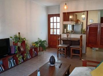 Departamento · 44m² · 2 Ambientes · Lanús, 2 Amb con Patio Al Frente Apto Crédito!