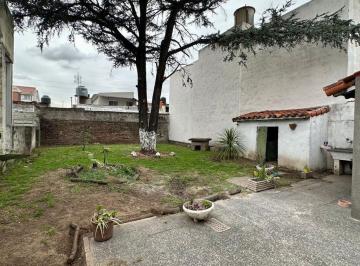 Casa · 115m² · 4 Ambientes · Casa 4 Ambientes y Local - Villa Luzuriaga - Permuta