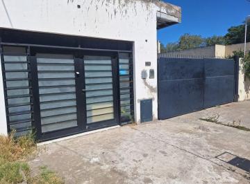 Casa · 80m² · 1 Ambiente · Alquiler Local Comercial y Deposito