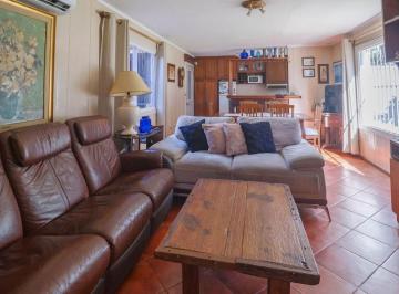 Casa · 117m² · 5 Ambientes · 3 Cocheras · Venta Casa Brazo Oriental 3 Dorm 2baños 2 Gge Bbq