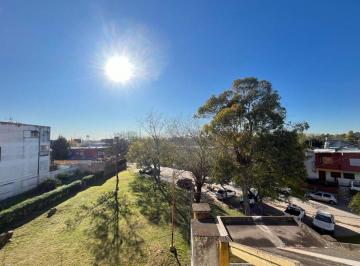Departamento · 60m² · 3 Ambientes · 1 Cochera · Venta Departamento Barrio Policial S. A. padua