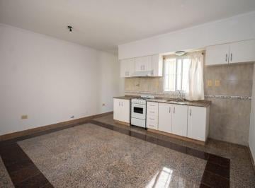 Departamento · 40m² · 2 Ambientes · 1 Cochera · Depto con Cochera a m del Parque Federal.