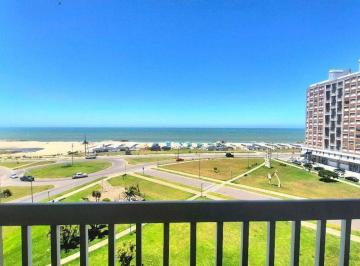 Departamento · 50m² · 3 Ambientes · Depto 2 Amb. C/dep. - Frente Al Mar - Miramar