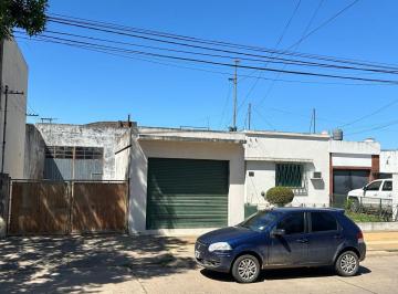 Bodega-Galpón · 475m² · Galpon Centrico con Casa y Local