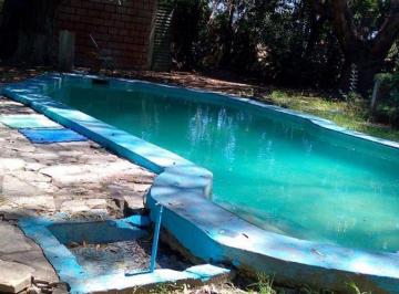 Terreno · 600m² · Lote en Venta La Plata 600 m² + Pileta