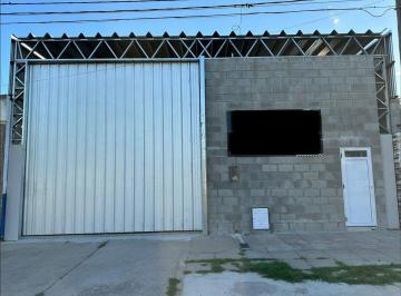 Bodega-Galpón · 220m² · Venta Galpón Sobre Bv. 9 de Julio
