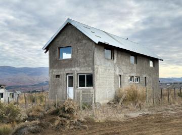 Casa · 128m² · 4 Ambientes · Vendo Casa 2 Dorm. Amplia a Terminar Alumine Neuquen