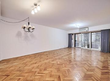 Departamento · 136m² · 5 Ambientes · 1 Cochera · Semipiso. Frente. Tres Dorm.. (1 Suite) Dos Baños Completos. Cochera Fija. Impecable. Recoleta