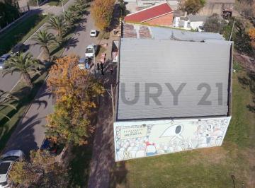 Local comercial · 512m² · Gran Propiedad Comercial en María Teresa