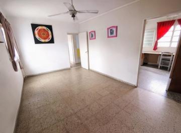 Departamento · 63m² · 2 Dormitorios · 1 Cochera · Departamento 2 Dorm. con Cochera Frente Al Hospital Cullen | Macrocentro