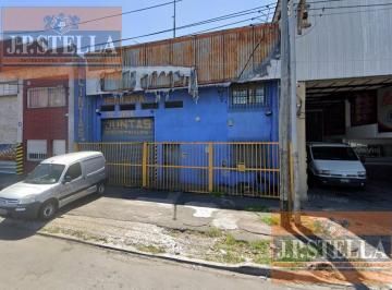 Bodega-Galpón · 879m² · Galpón Industrial 879 m² - Oficinas - Baños y Vestuarios - Puente Grúa 2.000 Kilos - San Justo