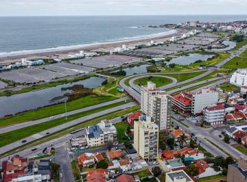 Departamento · 34m² · 1 Ambiente · 1 Cochera · Alquiler Monoambiente Cochera Mogotes Vista Al Mar