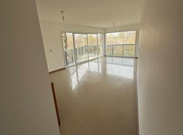 Departamento · 80m² · 4 Ambientes · 1 Cochera · Departamento en Alquiler de 2 Dorm..
