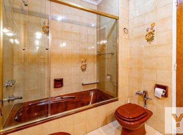 Departamento · 120m² · 4 Ambientes · Departamento en Alquiler - 3 Dorm. 2 Baños - Recoleta