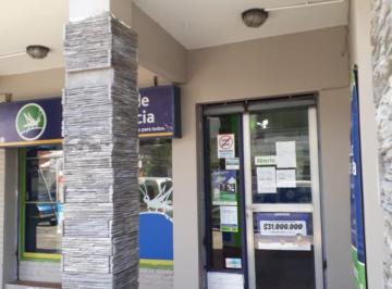 Local comercial · 22m² · Local - S. Fer. - Vias/libert.