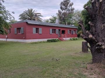 Casa · 120m² · 6 Ambientes · Casa en Venta San Miguel del Monte 6 Ambientes