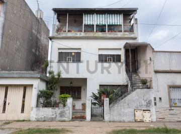 PH · 165m² · 4 Ambientes · Titulo Para Publicación: Venta PH Apto Credito Acepta Permuta Usd 75.000