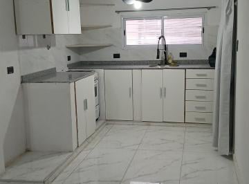 Casa de 2 ambientes, Plottier · Alquiler Duplex 1 Dorm. Plottier