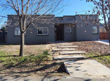 Casa · 125m² · 4 Ambientes · 4 Cocheras · Casa en Venta Barrio Santa Isabel (Ingeniero Maschwitz)