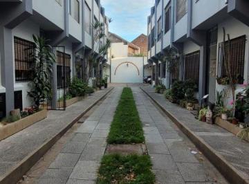 PH de 3 ambientes, Velez Sarsfield · Excelente Departamento Tipo Casa de 3 Ambientes con Cochera y Terraza Propia