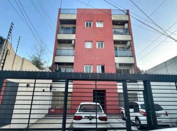 Departamento de 3 ambientes, Avellaneda · Departamento en Alquiler con Terraza Propia!