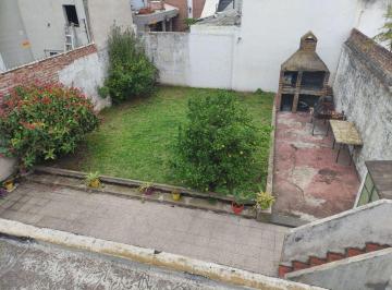 Casa de 4 ambientes, Avellaneda · Venta de Casa a Reciclar en Inmejorable Ubicación, Wilde Centro