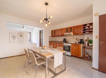 Departamento · 33m² · 1 Ambiente · 1 Cochera · Venta Departamento Monoambiente Divisible Santos Lugares con Patio