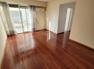 Departamento de 4 ambientes, Vicente López · Excelente Dpto de 4 Amb C/ Bcon Cocina y Lav Separados