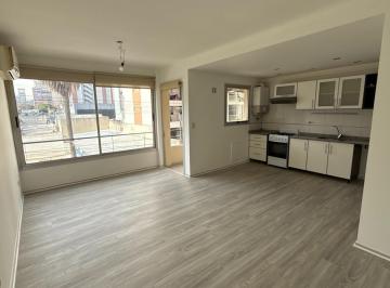 Departamento · 50m² · 2 Ambientes · 1 Cochera · Pasaje Gonzalez 65 1° ¨a¨