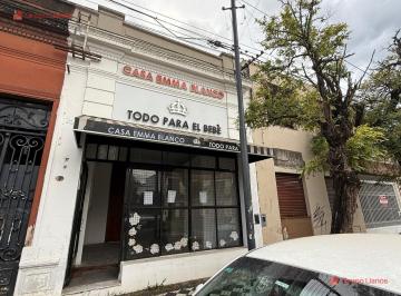 Local comercial · 300m² · Local en Alquiler en en Centro de Lujan, Mejoras a Reconocer