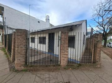 Departamento · 32m² · 1 Dormitorio · Chalet en PH en Alquiler. a m Colectora Norte (Pte Brandsen)