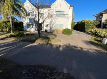 DIS-DIS-506_2 · Casa en Venta - Lomas de La Carolina
