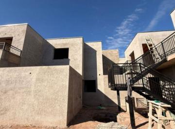 Casa de 3 ambientes, Luján de Cuyo · Dúplex en Venta C/ Cochera en Luján de Cuyo
