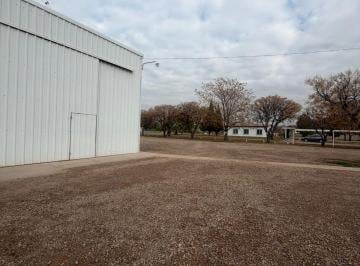 Bodega-Galpón , Colonia Segovia · Venta de Importante Predio con Galpones y Oficina