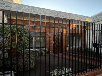 Casa de 4 ambientes, Morón · Casa en Castelar Norte