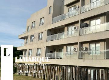 Departamento · 40m² · 2 Ambientes · 1 Cochera · Departamento Dos Ambientes a La Calle, Frente a La Playa. Casi a Estrenar.