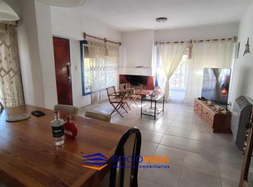 Casa · 125m² · 6 Ambientes · 3 Cocheras · Casa en Alquiler en General Rodríguez