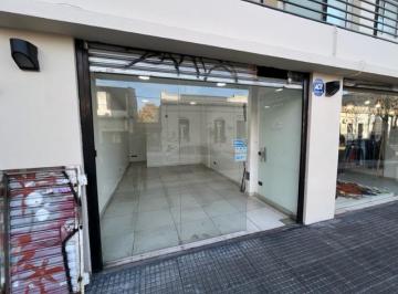 Local comercial · 24m² · 1 Ambiente · Local Centrico